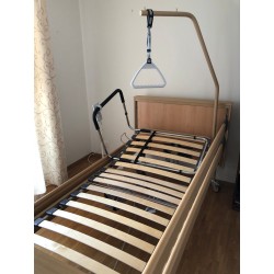 Lit de soins électrique...