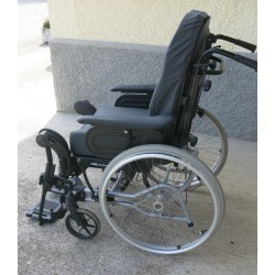 Fauteuil roulant confort...